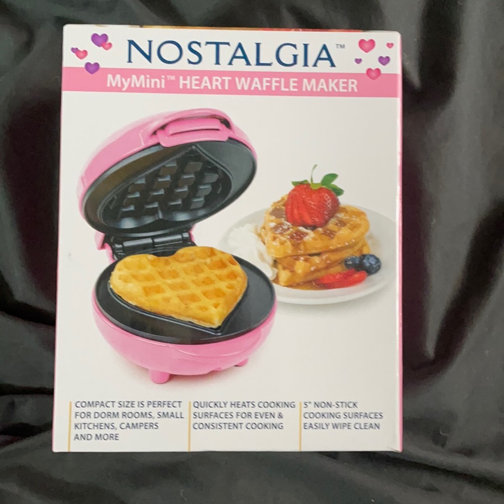 Nostalgia MyMini Heart Waffle Maker